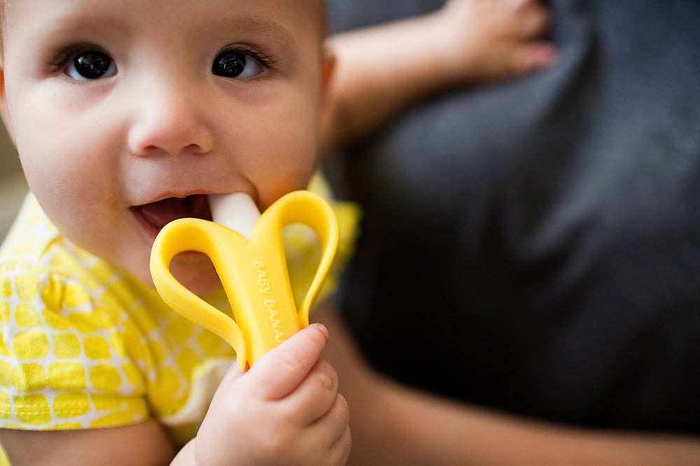 Baby Banana freezer-friendly design allows cooling relief.