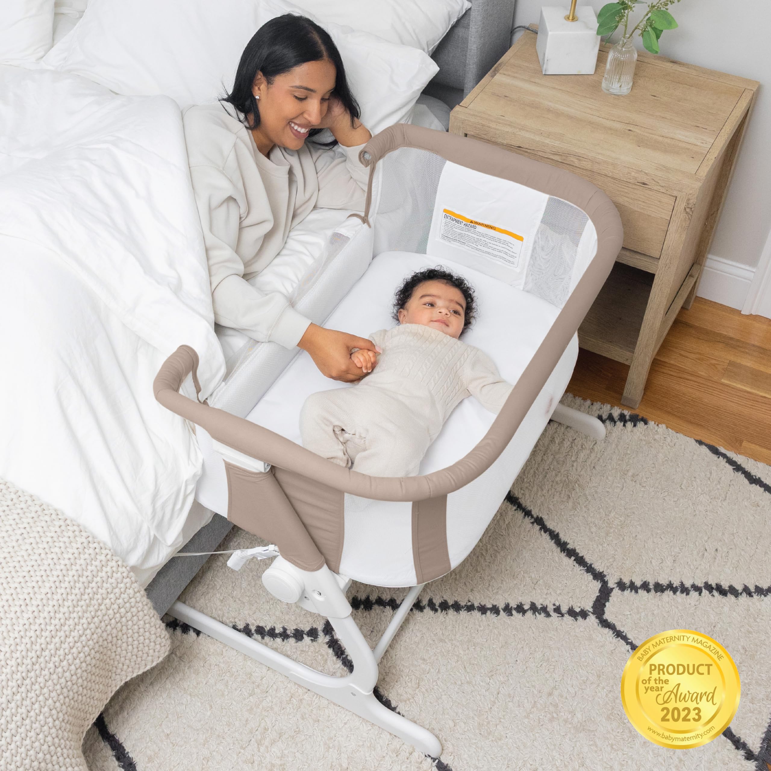 Close-up of side-panel unzip on Baby Delight Dreamer Bassinet for bedside access