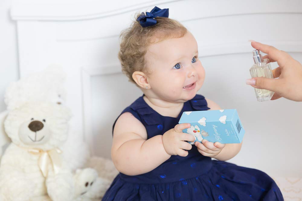 Spray mist from Baby Jolie Memory capturing a soft, comforting aroma for daily routines.