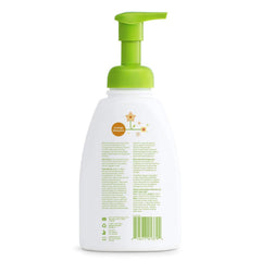 Babyganics orange blossom foam pump close-up highlighting tear-free bath time.