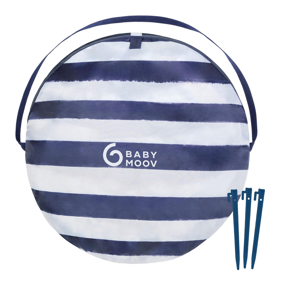 Babymoov anti-UV tent offers large sun shade for beach days.