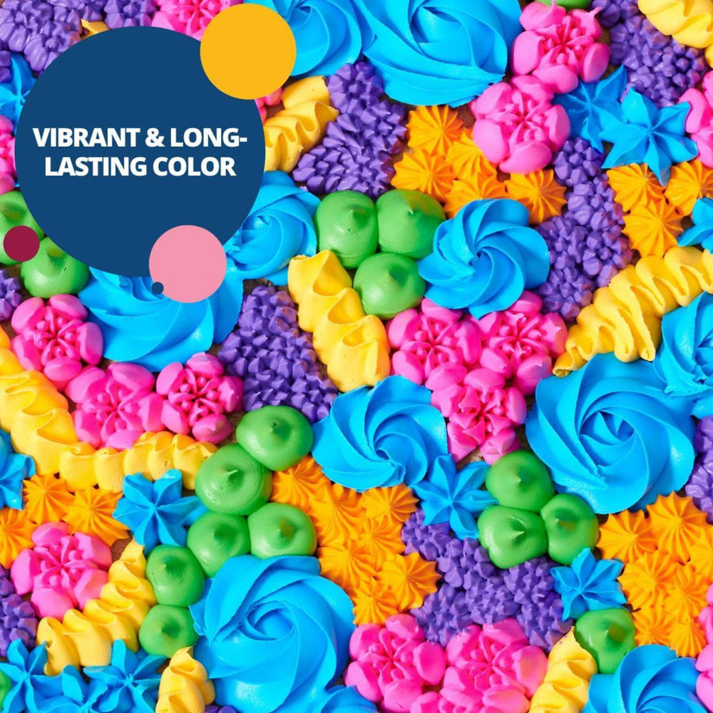 Bakery Crafts sky blue gel bottle creates bright fondant shades.
