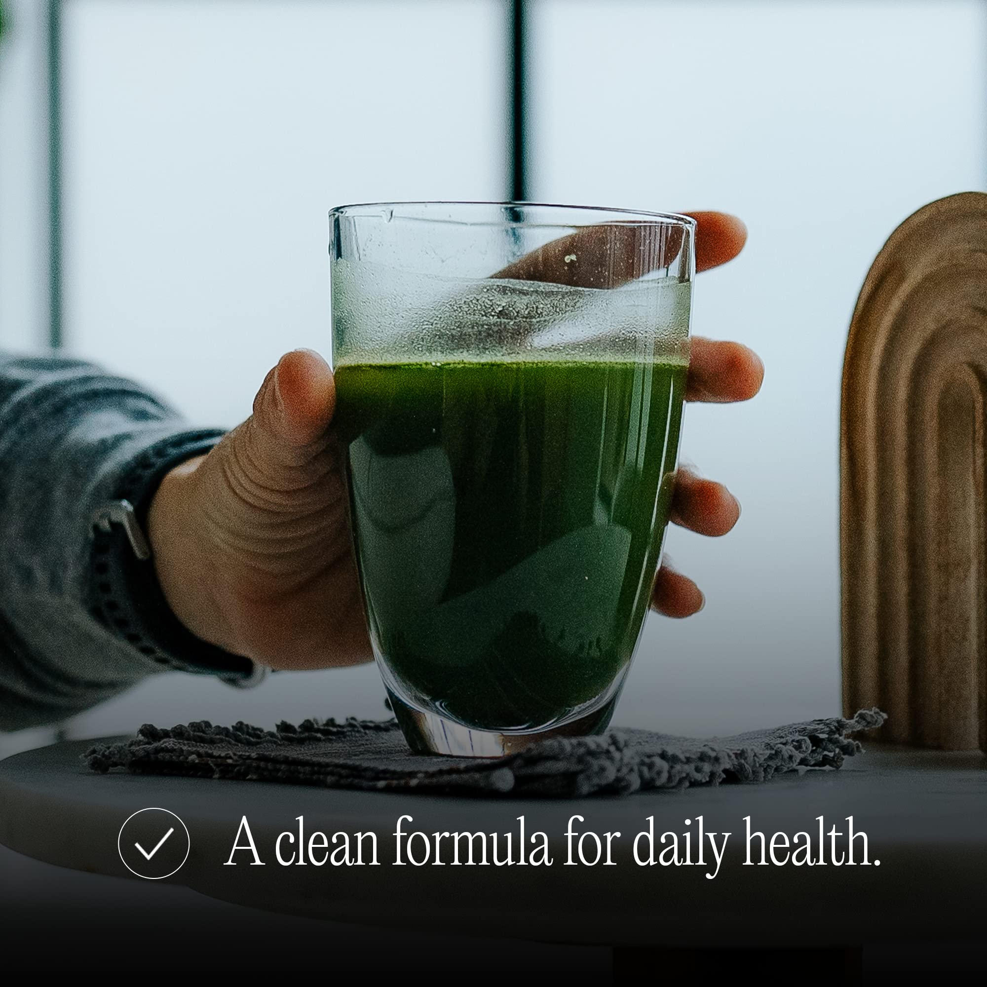 BARE PERFORMANCE NUTRITION Strong Greens ingredients panel: Wheat Grass, Beet Juice, Coconut Water, Turmeric.
