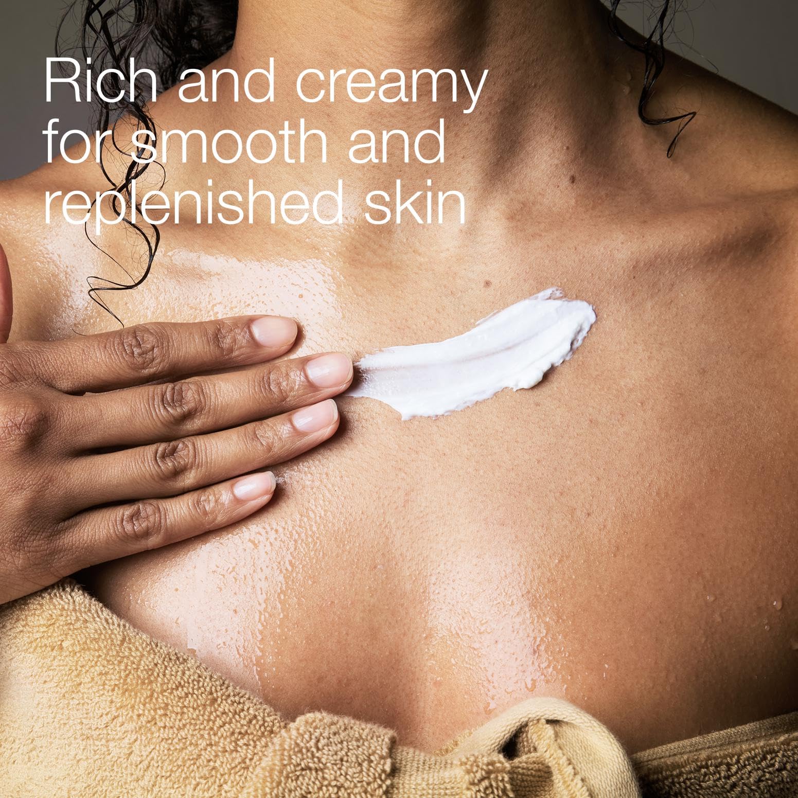 Bath & Body Works dermatologist-approved formula free from parabens and dyes.