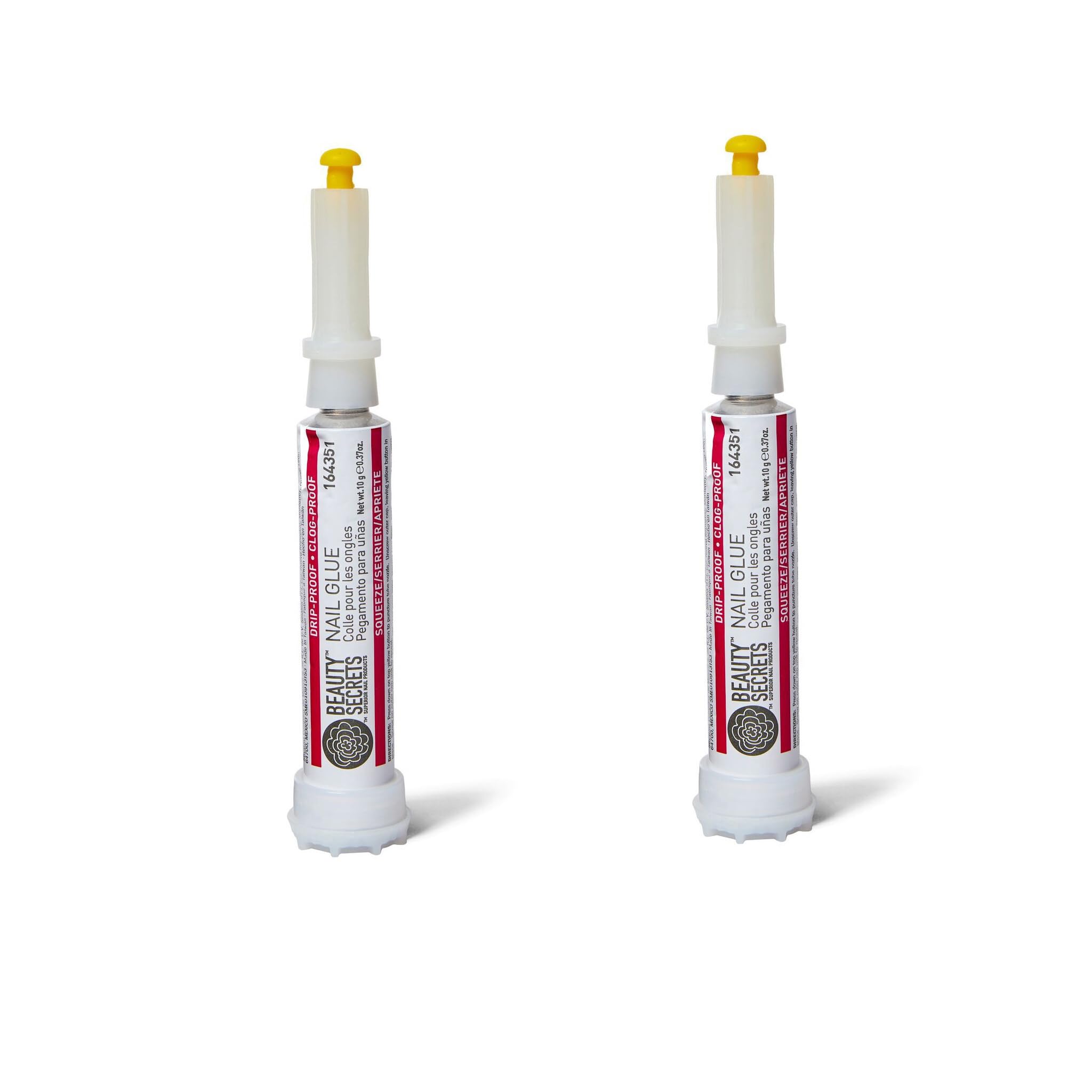 Beauty Secrets drip-proof nail glue ensures precise application and secure adhesion.