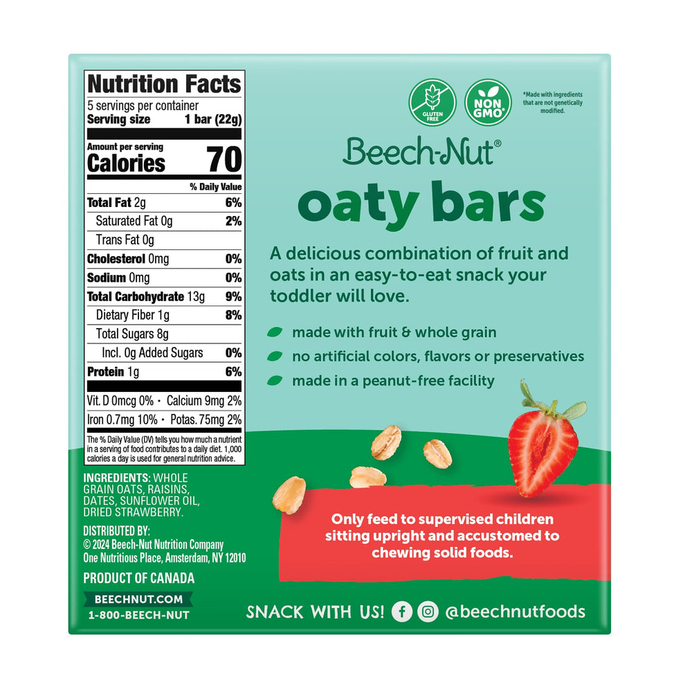 Beech-Nut Oaty Bars toddler holding bar: ideal for self-feeding on the go.