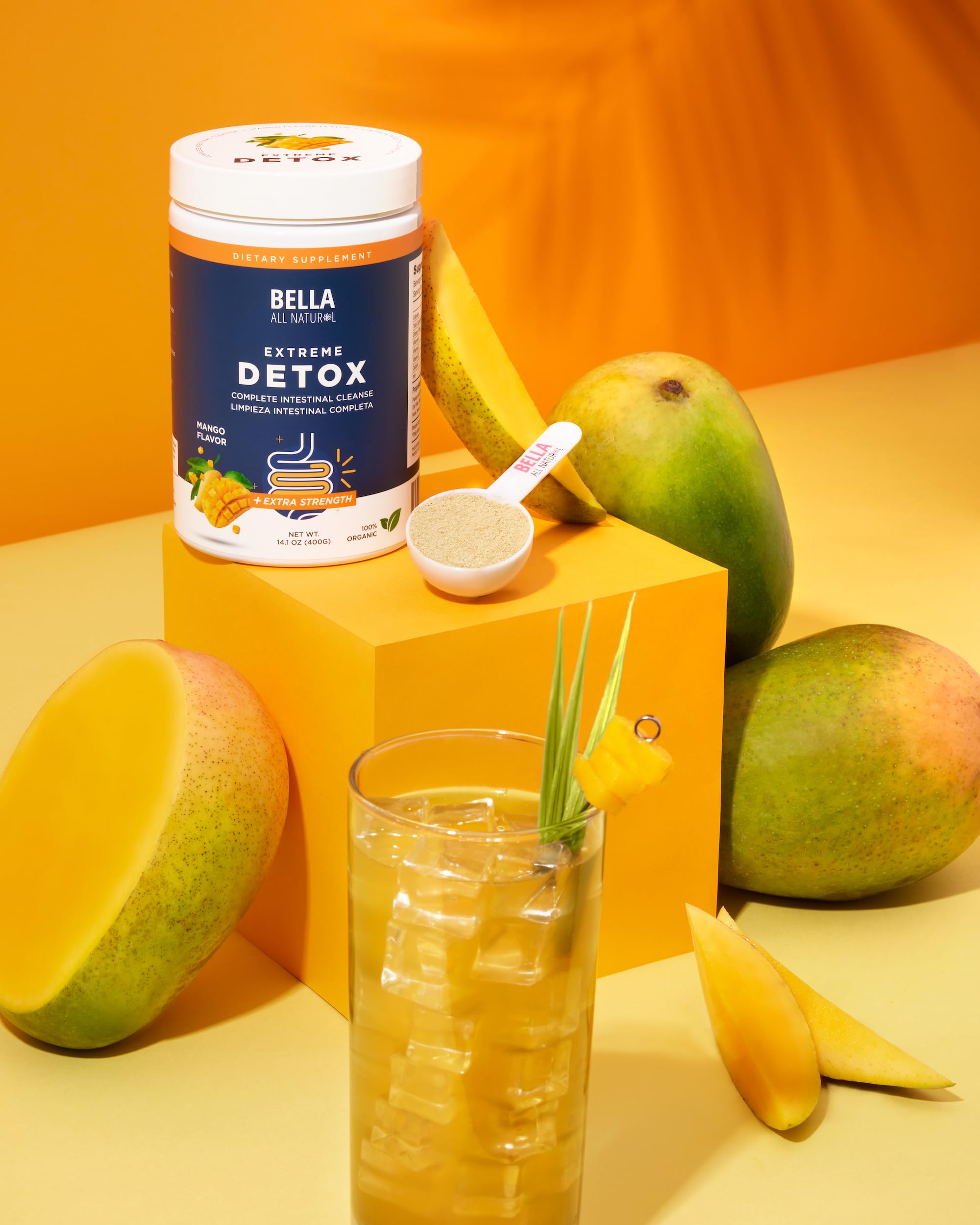 Bella All Natural Extreme Detox Mango pour demonstrates simple mix for refreshment