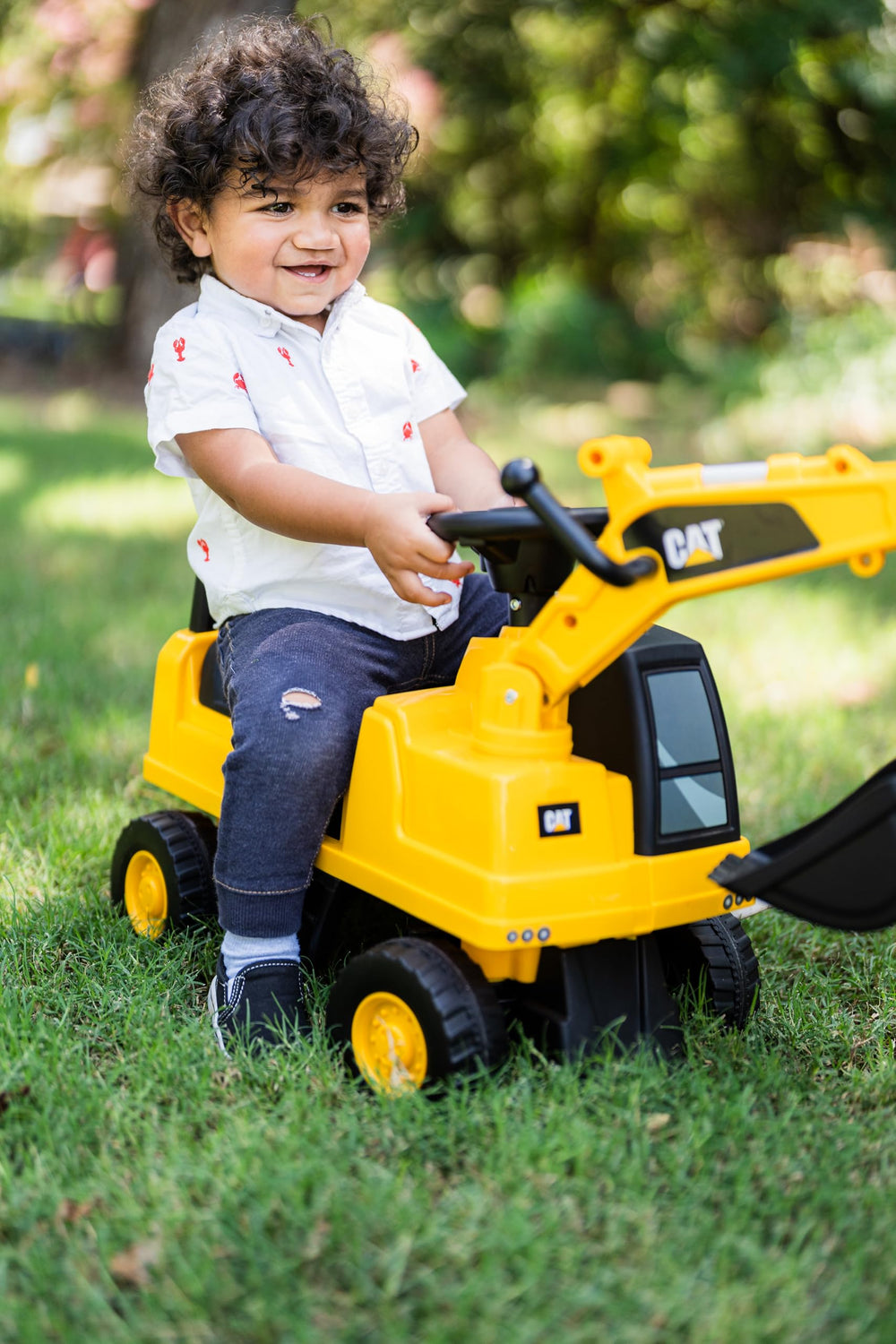 Best Ride On Cars CAT Excavator push car rotating bucket sparks creativity