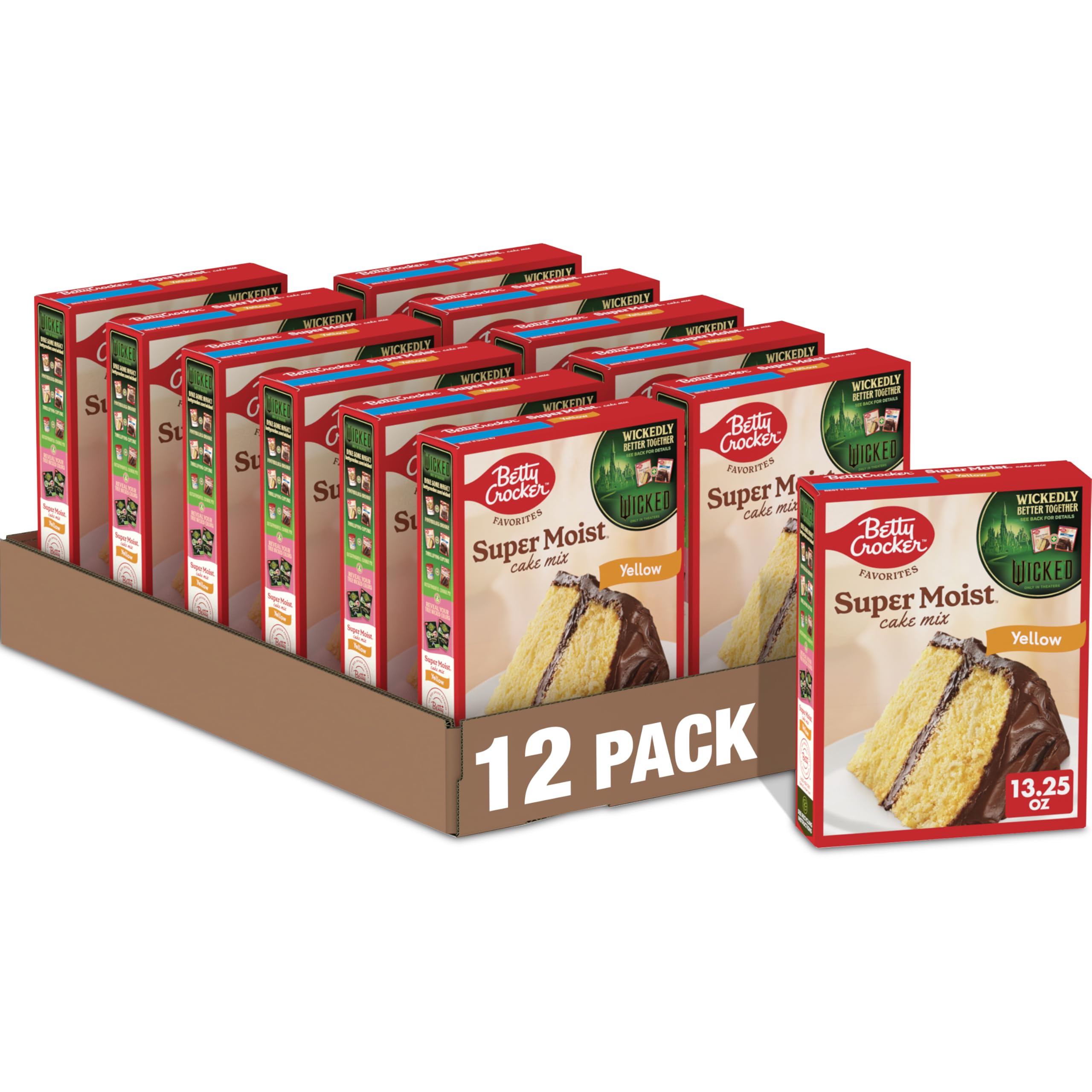 Betty Crocker yellow cake mix box front for easy home baking.