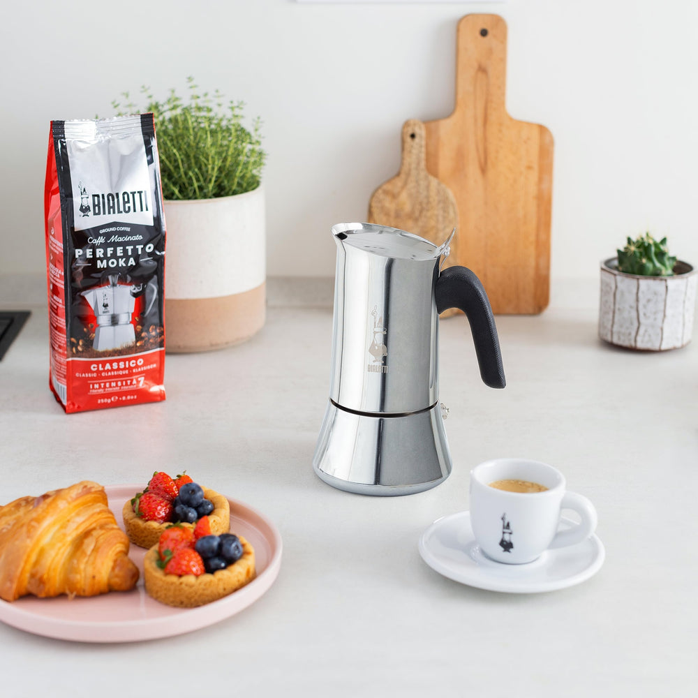 High-quality 18/10 stainless steel Venus ensures durability and shine.
