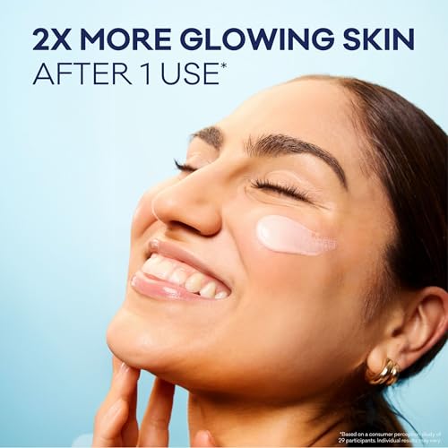 Non-comedogenic formula emphasized for clear pores and comfortable wear.