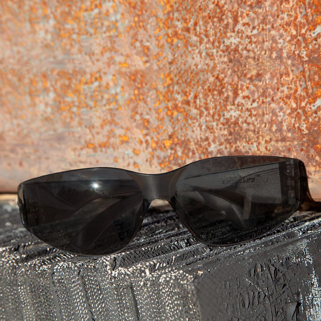 BISON LIFE lightweight polycarbonate lenses ideal for long shifts.