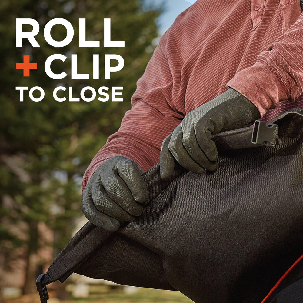 BLACK+DECKER BEBL7000 zipper-free bag enables quick emptying