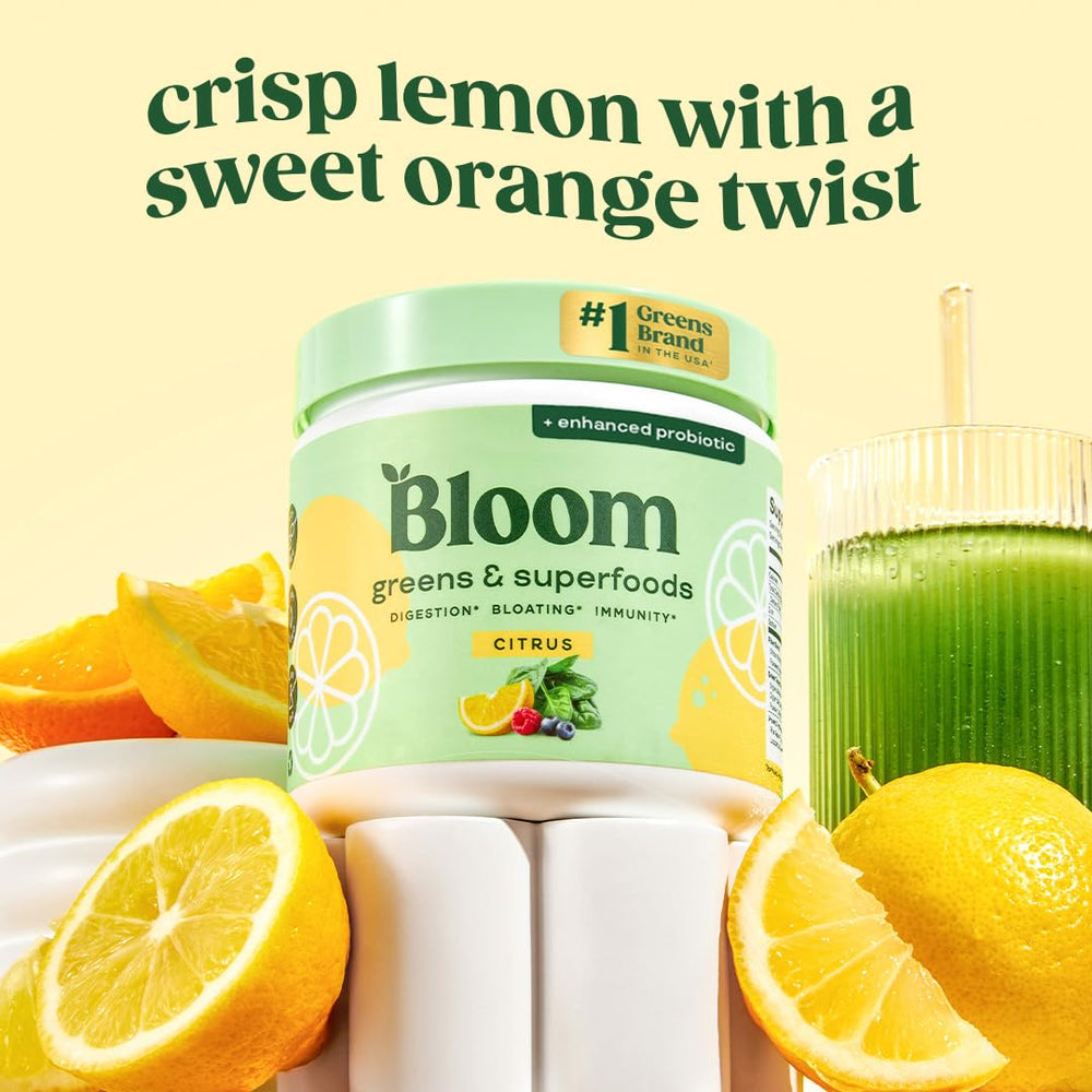 Bloom Nutrition daily scoop with measuring spoon for easy portions.