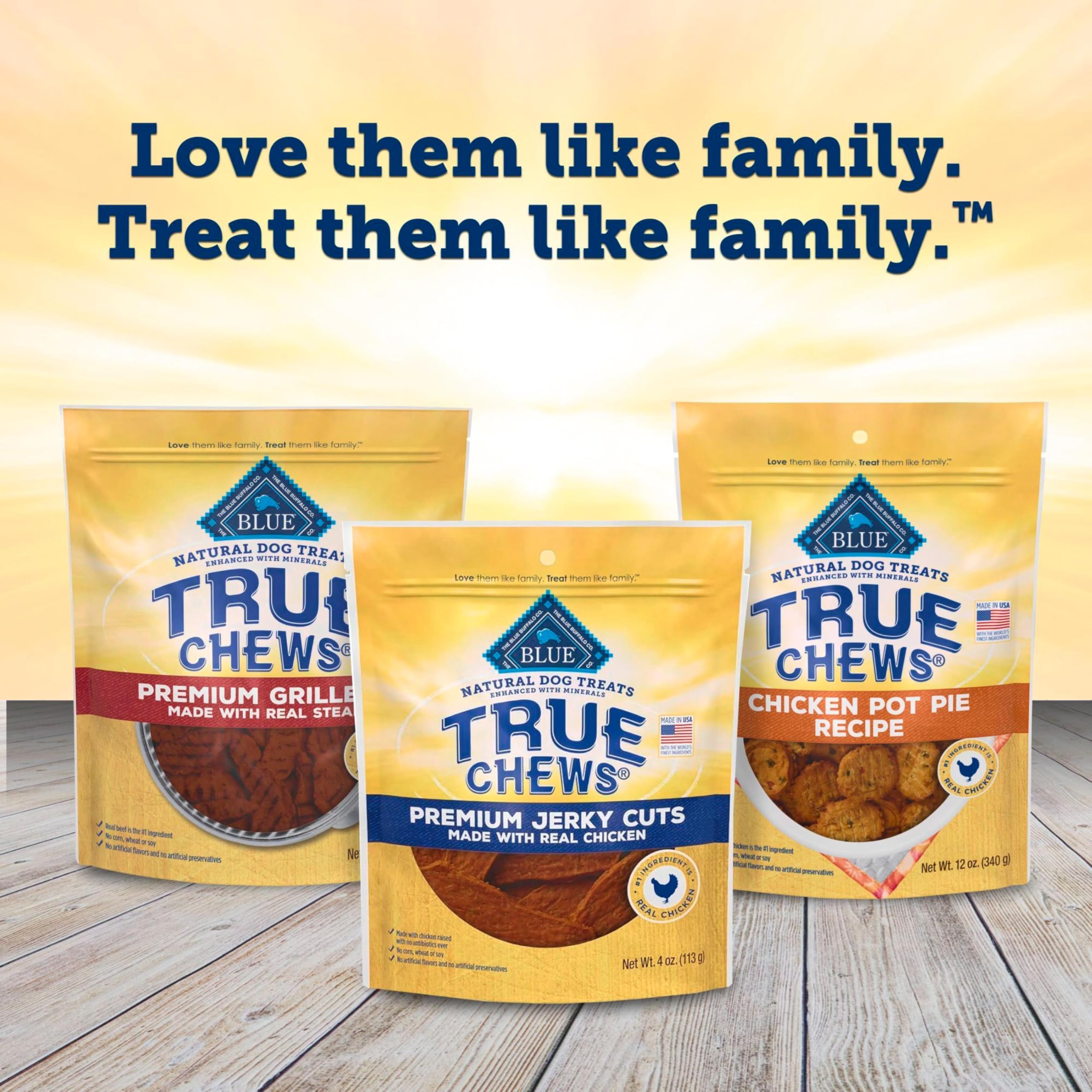 Blue Buffalo easy tear sizes image demonstrates versatile serving for all breeds.
