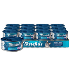 Blue Buffalo Tastefuls chicken morsels in gravy for a tasty wet cat meal.