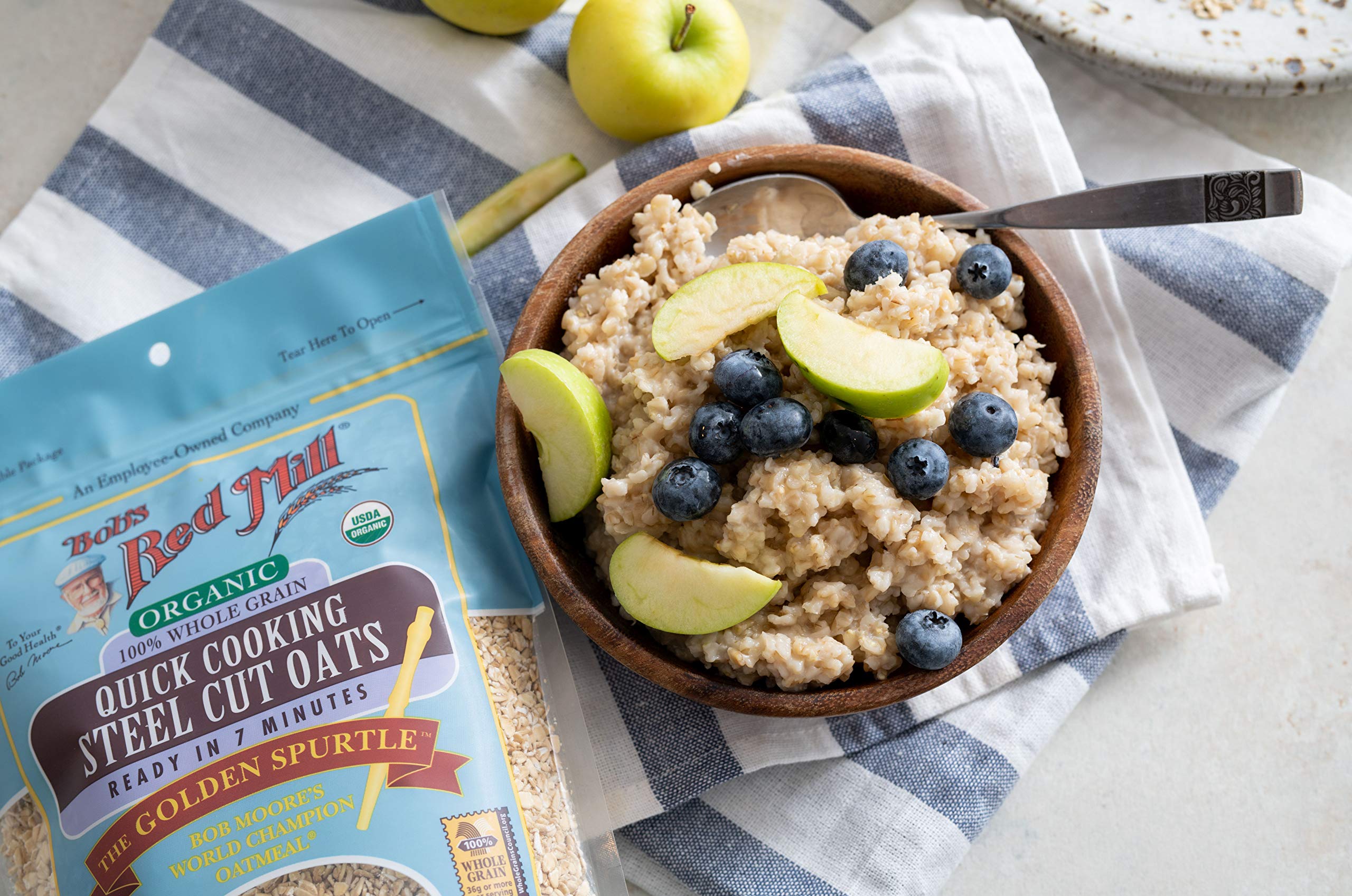 Bob's Red Mill steel cut oats texture close-up emphasizes chew