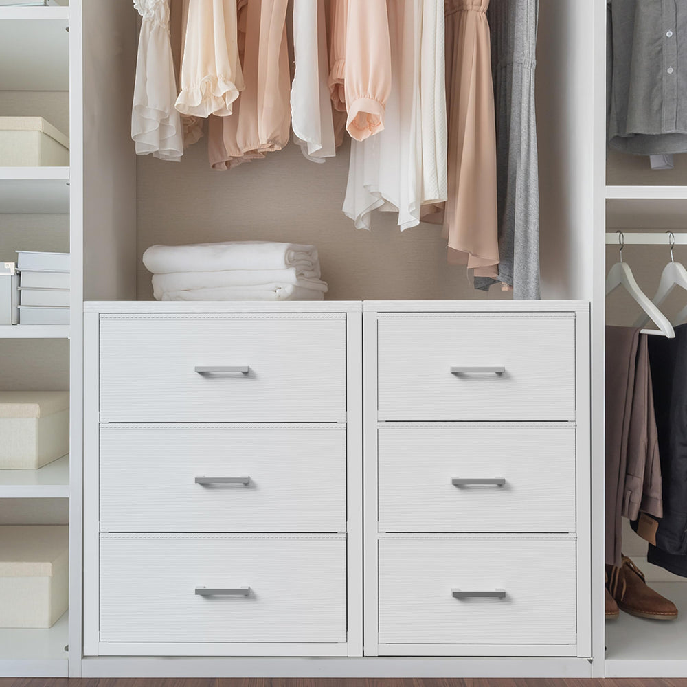 BOLUO bedside setup demonstrates convenient height for night-time items