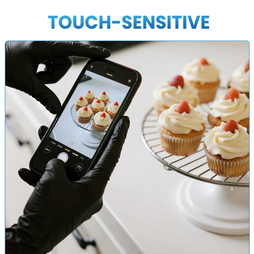 Textured fingertips on Borje gloves for secure grip in wet and dry work