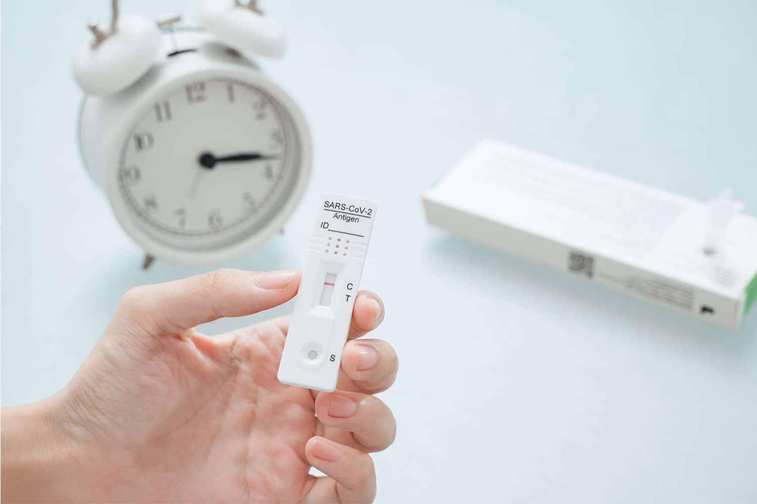 BOSON family-use test kit suitable for teens and adults.