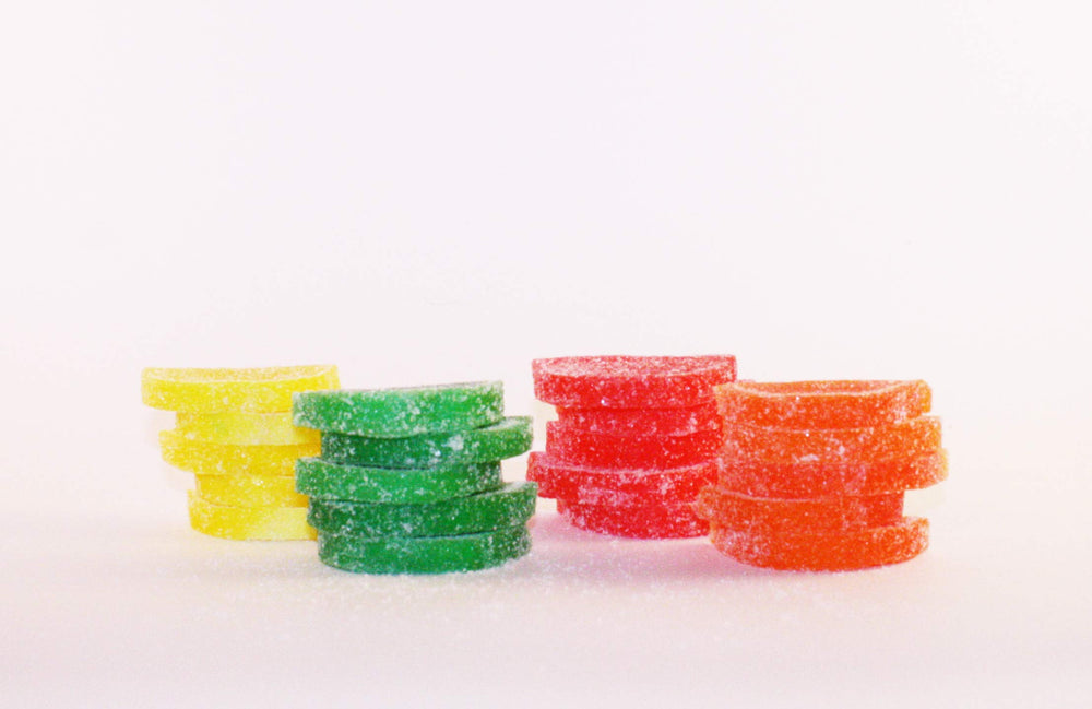 Boston Fruit Slices Round 11 oz on tray, varied flavors ready to share.