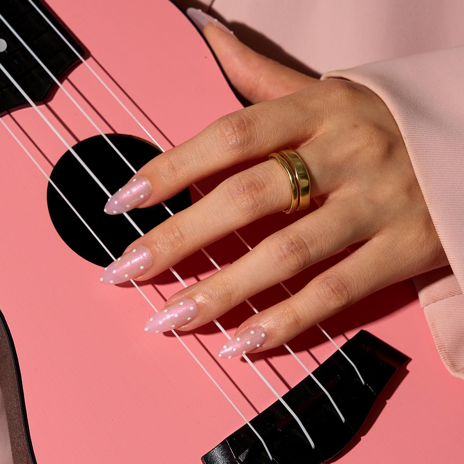 BTArtbox 32 nails in 16 sizes kit supports precise fit and everyday wear.