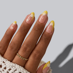 BTArtbox Daisy nails designed for gel builder compatibility and longer wear