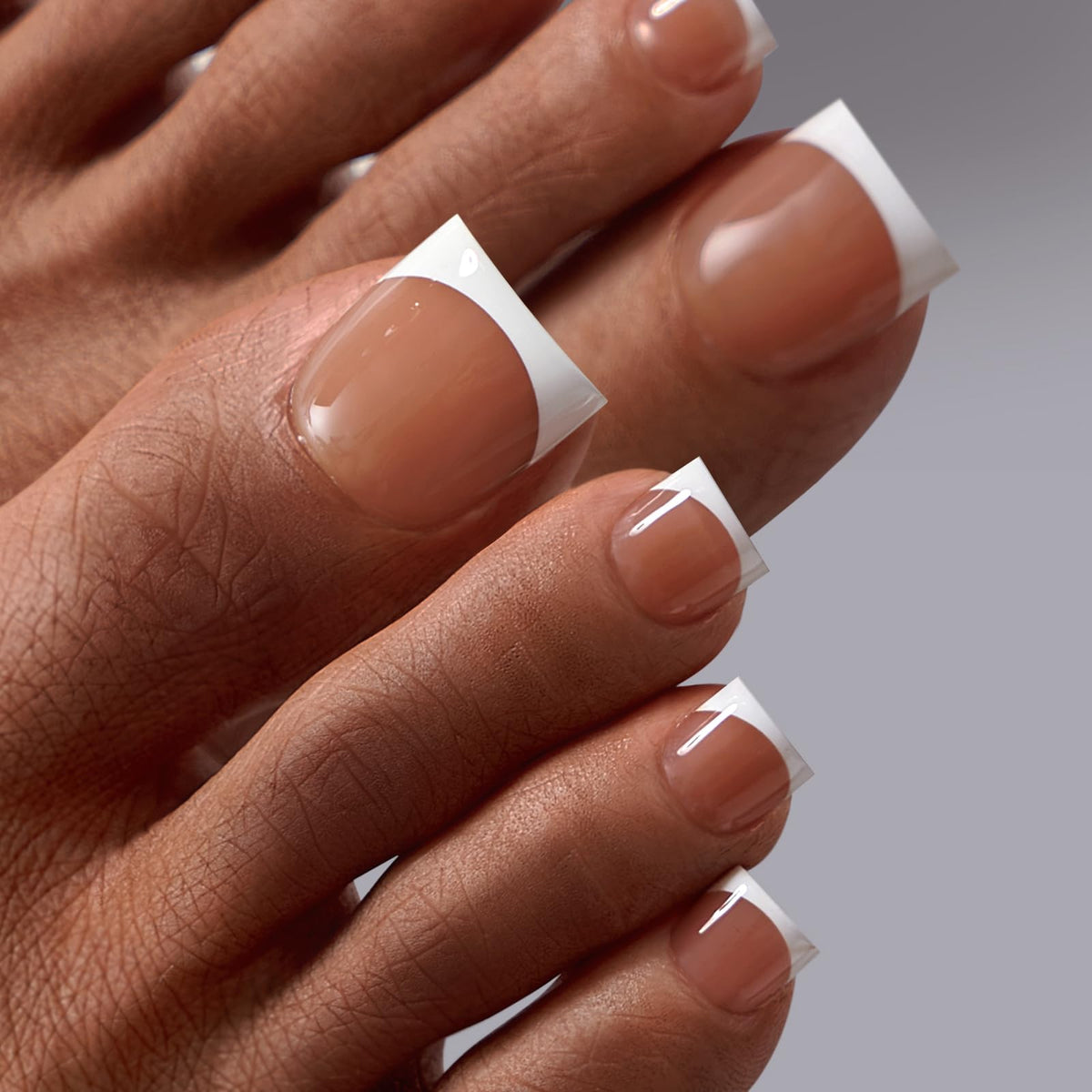 BTArtbox press-on toenails for lamp-curable at-home use