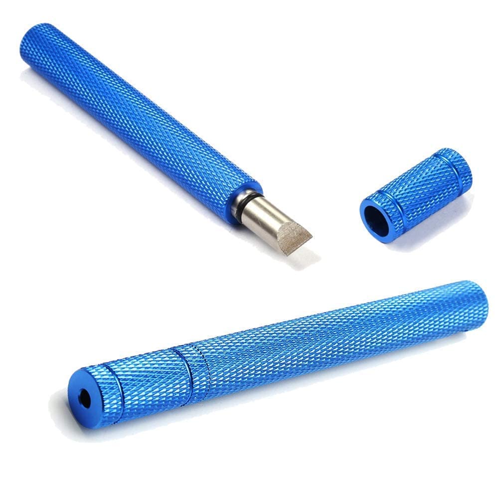 Bulex Groove Sharpener fits golf bags as a handy accessory