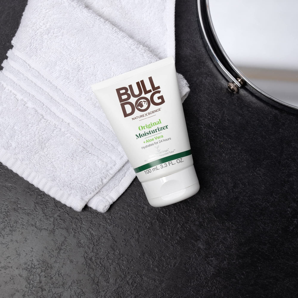 Bulldog Aloe Vera Camelina Green Tea ingredients for soothing care.