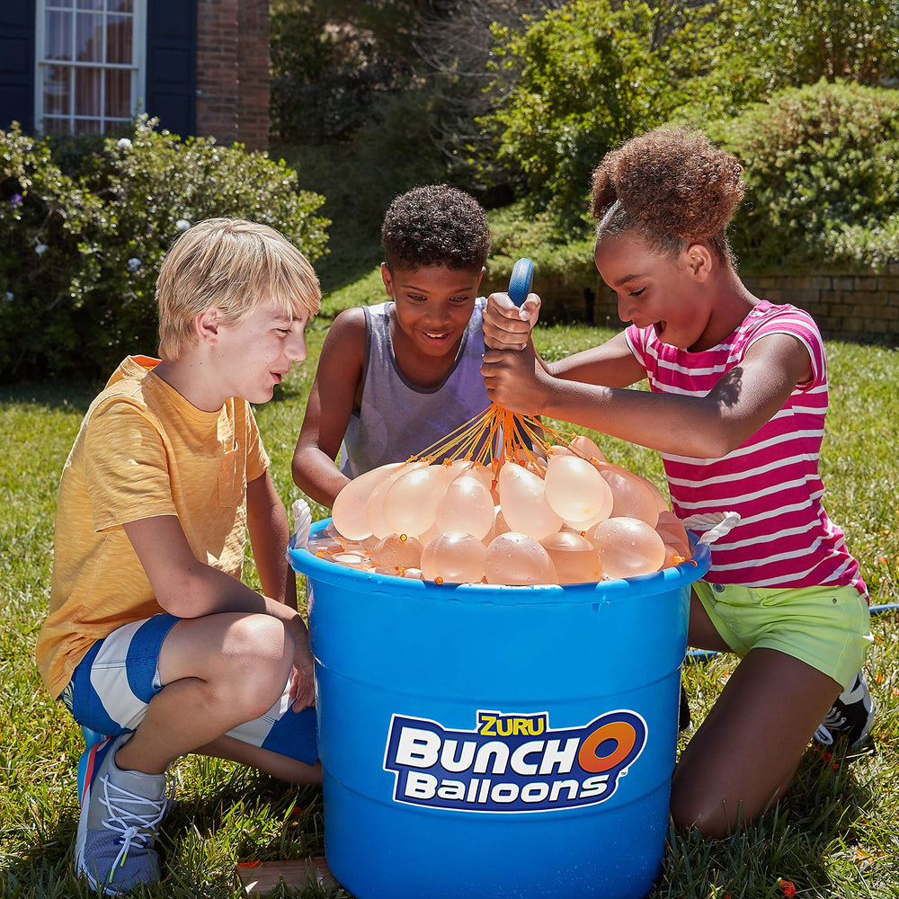Bunch O Balloons easy-fill, no-tying design accelerates play.