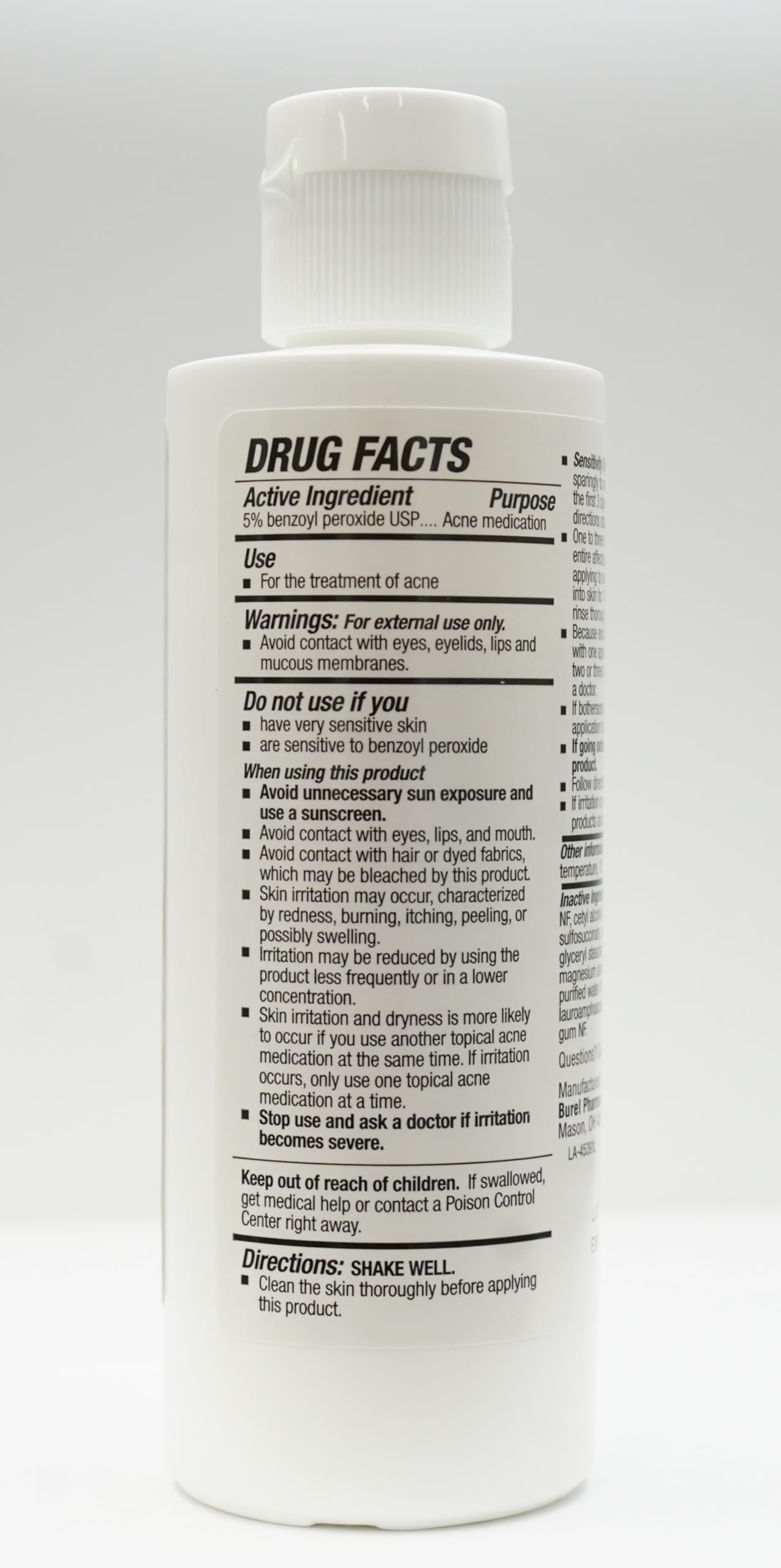 Close-up of the face wash foam showing gentle cleansing action for acne-prone skin.