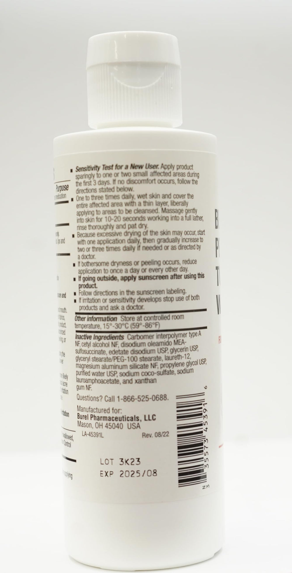 Front packaging display highlighting 5% benzoyl peroxide acne medication.