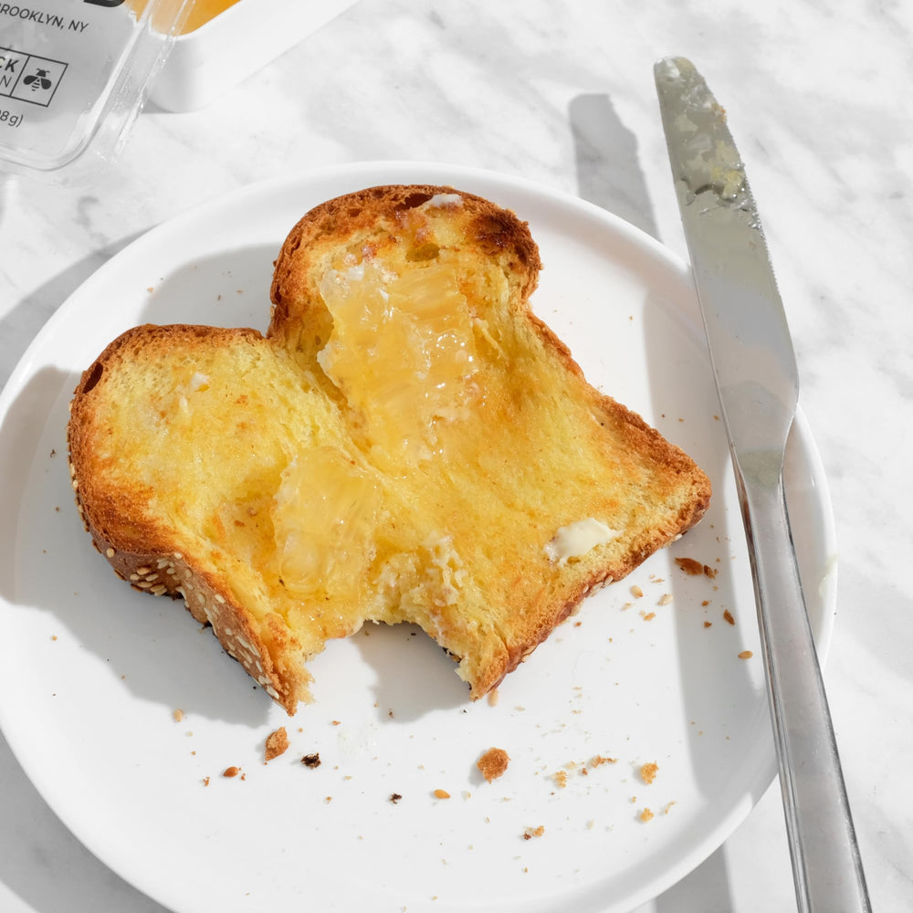 Acacia honeycomb texture and natural sweetness from Bees Knees