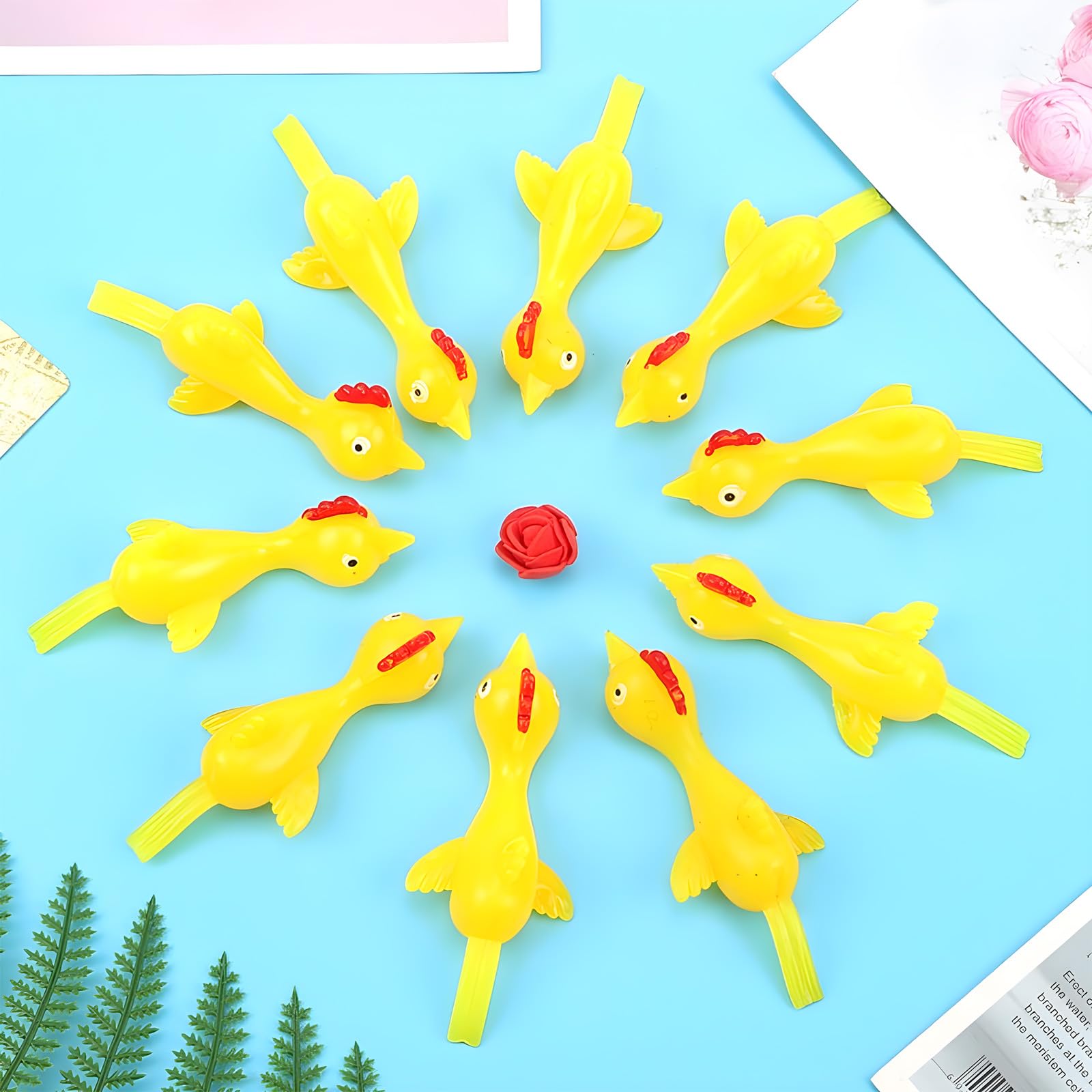 BUVUDI flying chicken slingshot shows lively play with wall bounce