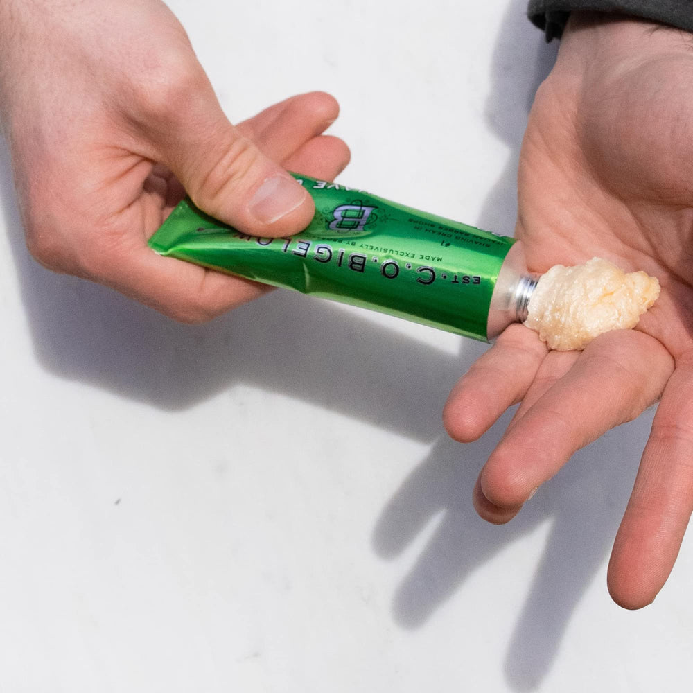 Subtle fragrance note from C.O. Bigelow shaving cream for a fresh finish.