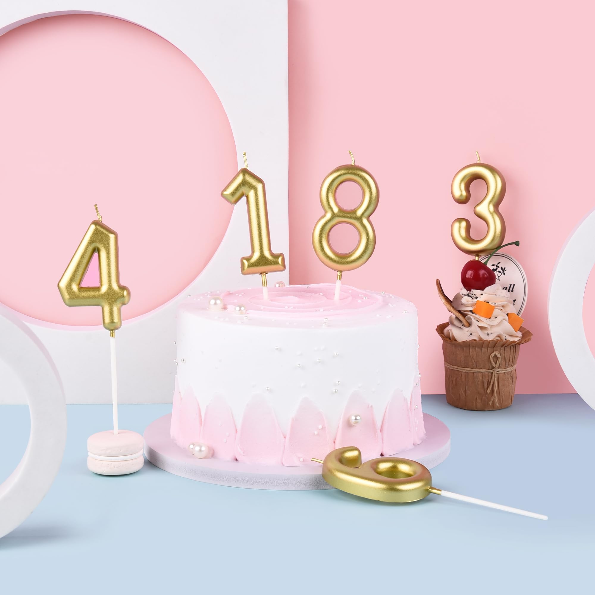 CAKE CODE long-burning design supports relaxed birthday moments