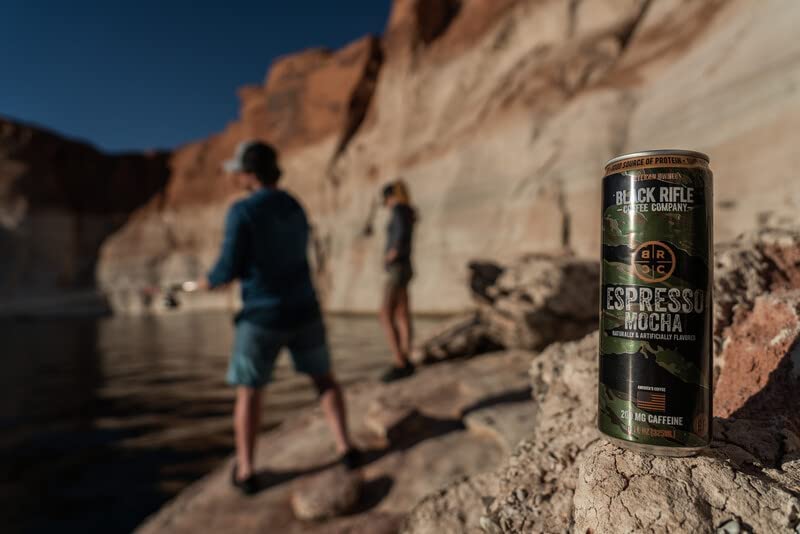 CAMEO Black Coffee Espresso Mocha foam detail hints at creamy mocha depth.