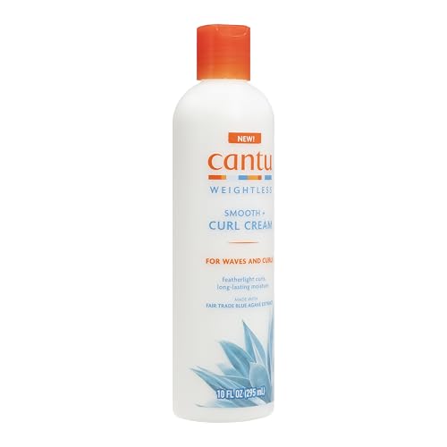 Cantu Weightless Smooth Curl Cream texture swatch reveals creamy consistency for defined curls