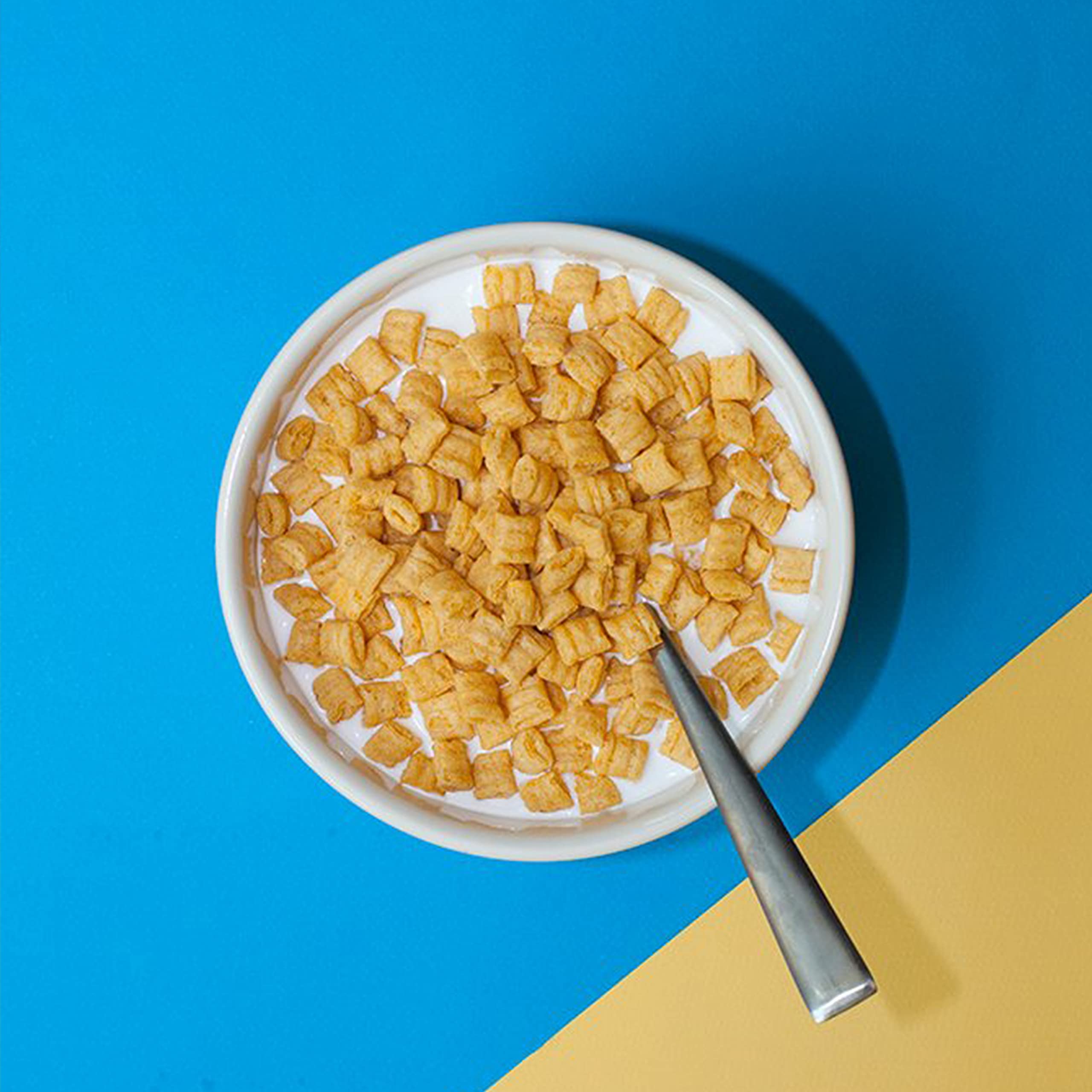 Cap'n Crunch snack time on couch emphasizes easy snacking
