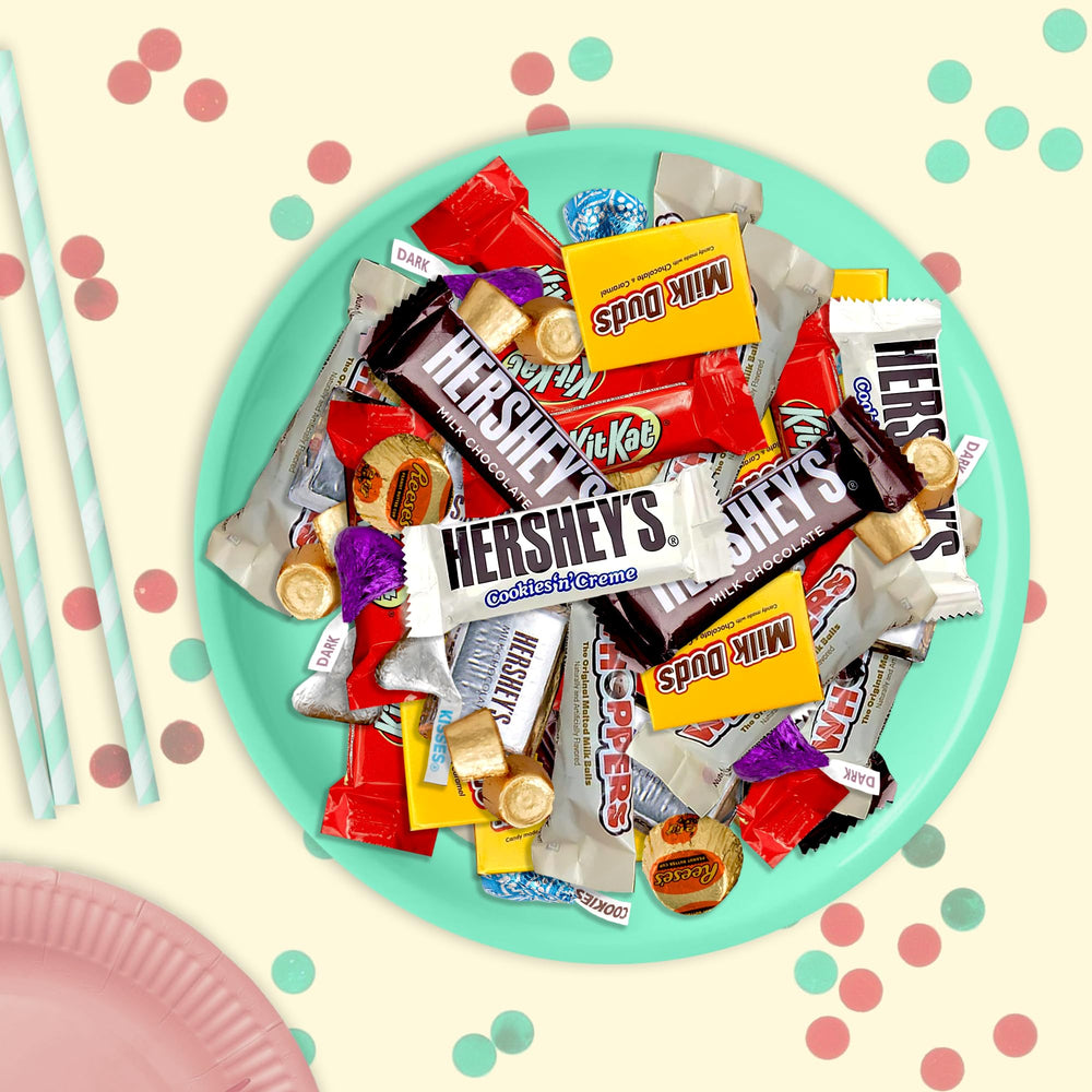 CARBON CANDY CO. five-pound bulk candy pack offers variety for crowds.