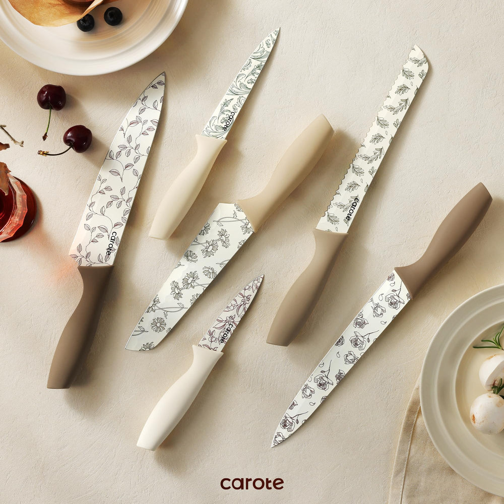 CAROTE stainless steel knives resist rust for reliable long-term use.