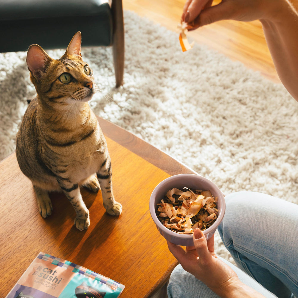Cat Sushi Bonito Flakes ingredients label; pure Japanese bonito tuna
