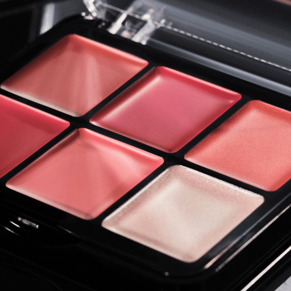 Catrice Blur Balm Blush Palette brush-ready option aids precise, controlled application.