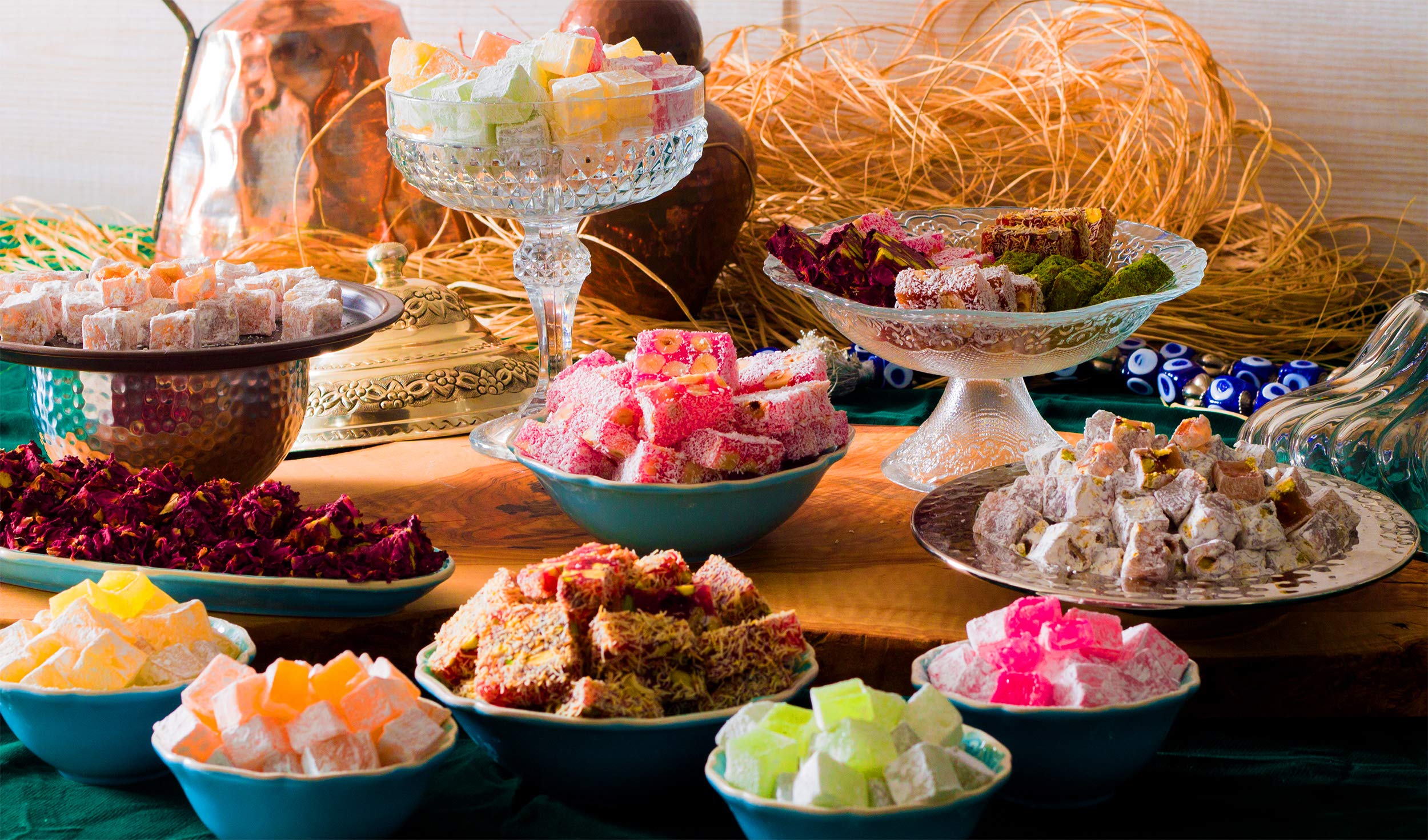 Cerez Pazari cherry lokum, delicate sugar dust for elegant holiday treats.