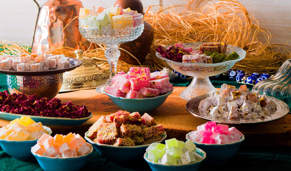Cerez Pazari cherry lokum, delicate sugar dust for elegant holiday treats.