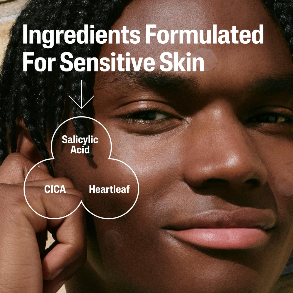 Makeup-friendly patch blends with skin for a discreet look.