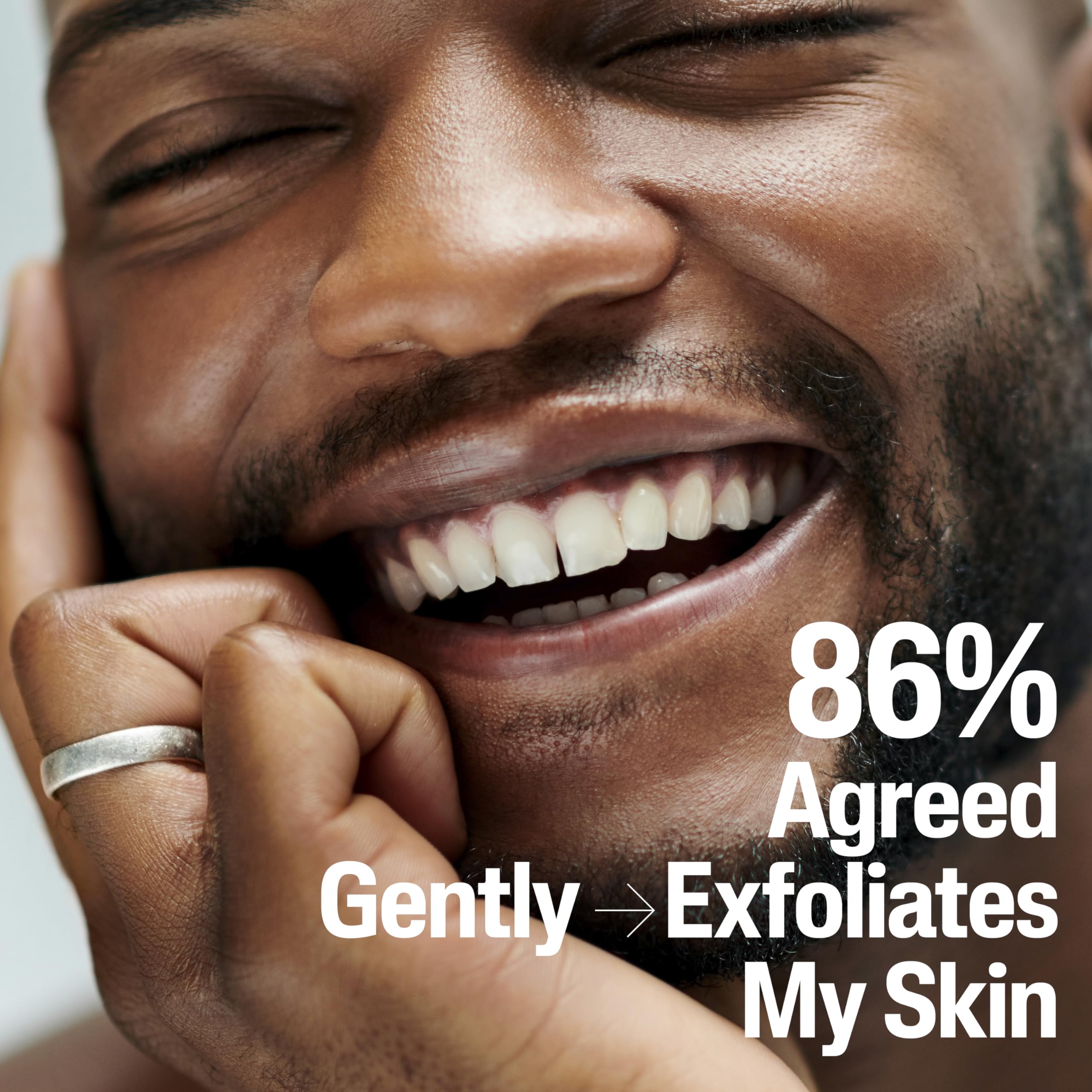 Cetaphil Gentle Exfoliating SA Cleanser with panthenol nourishes while cleansing gently.