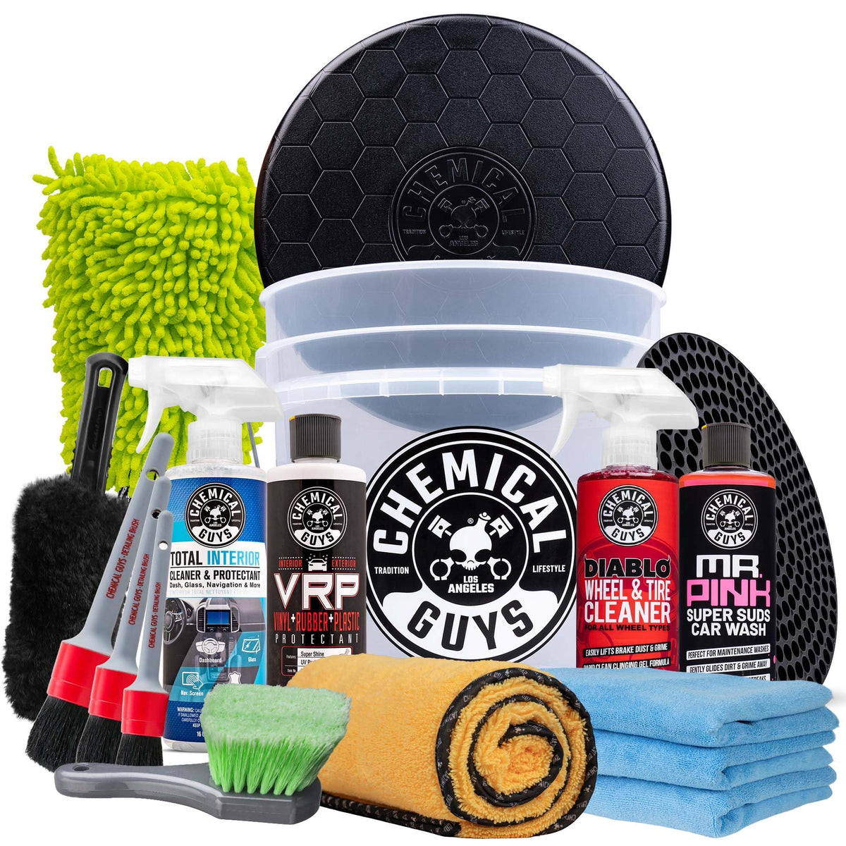 Chemical Guys HOL489 17-piece detailing kit with wash bucket for dirt trap and easy at-home car care.