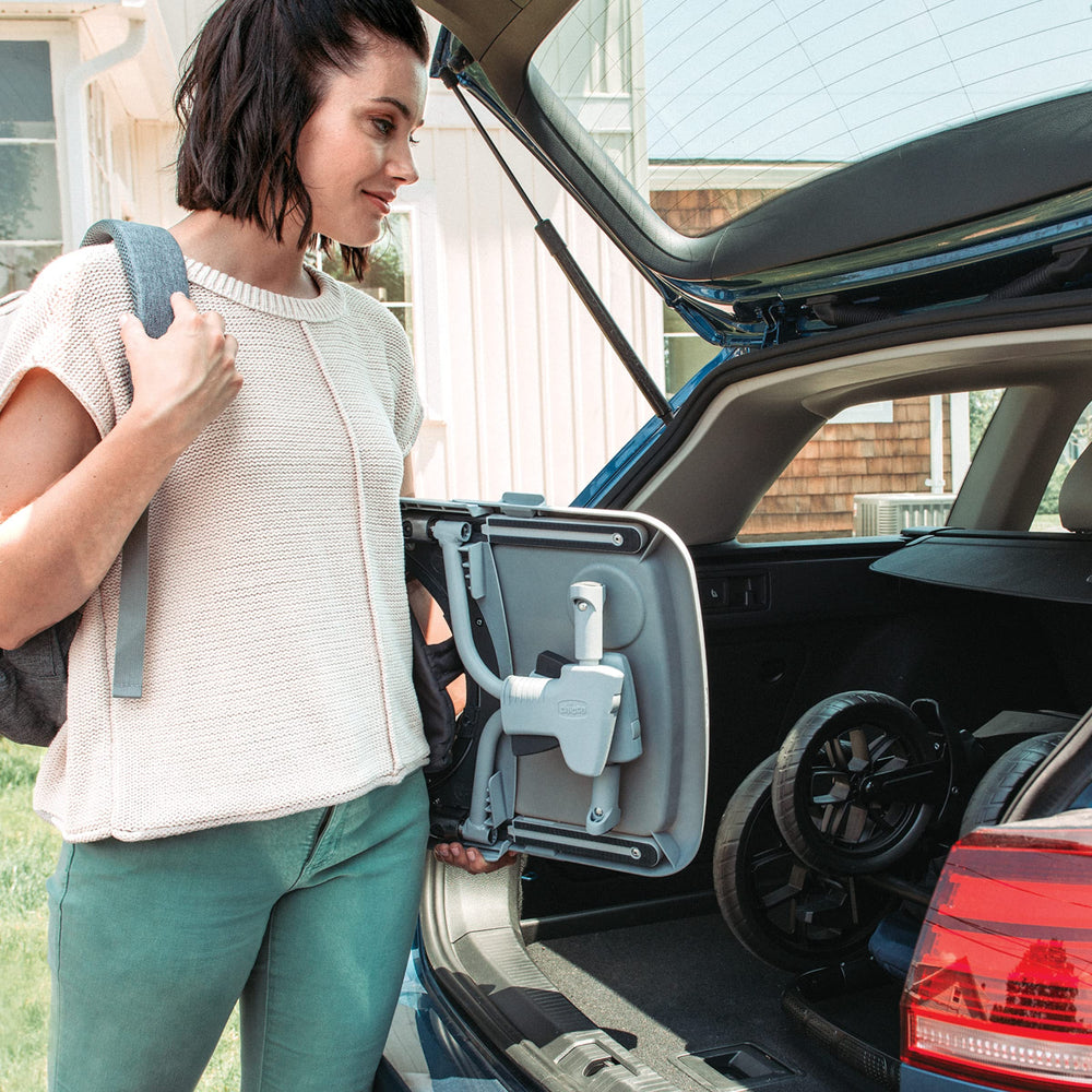 Chicco FastLock folds flat for compact travel and storage.
